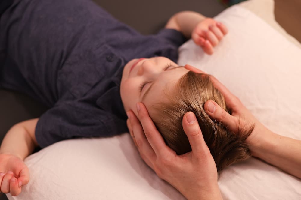 Manipulation en ostéopathie pour enfant